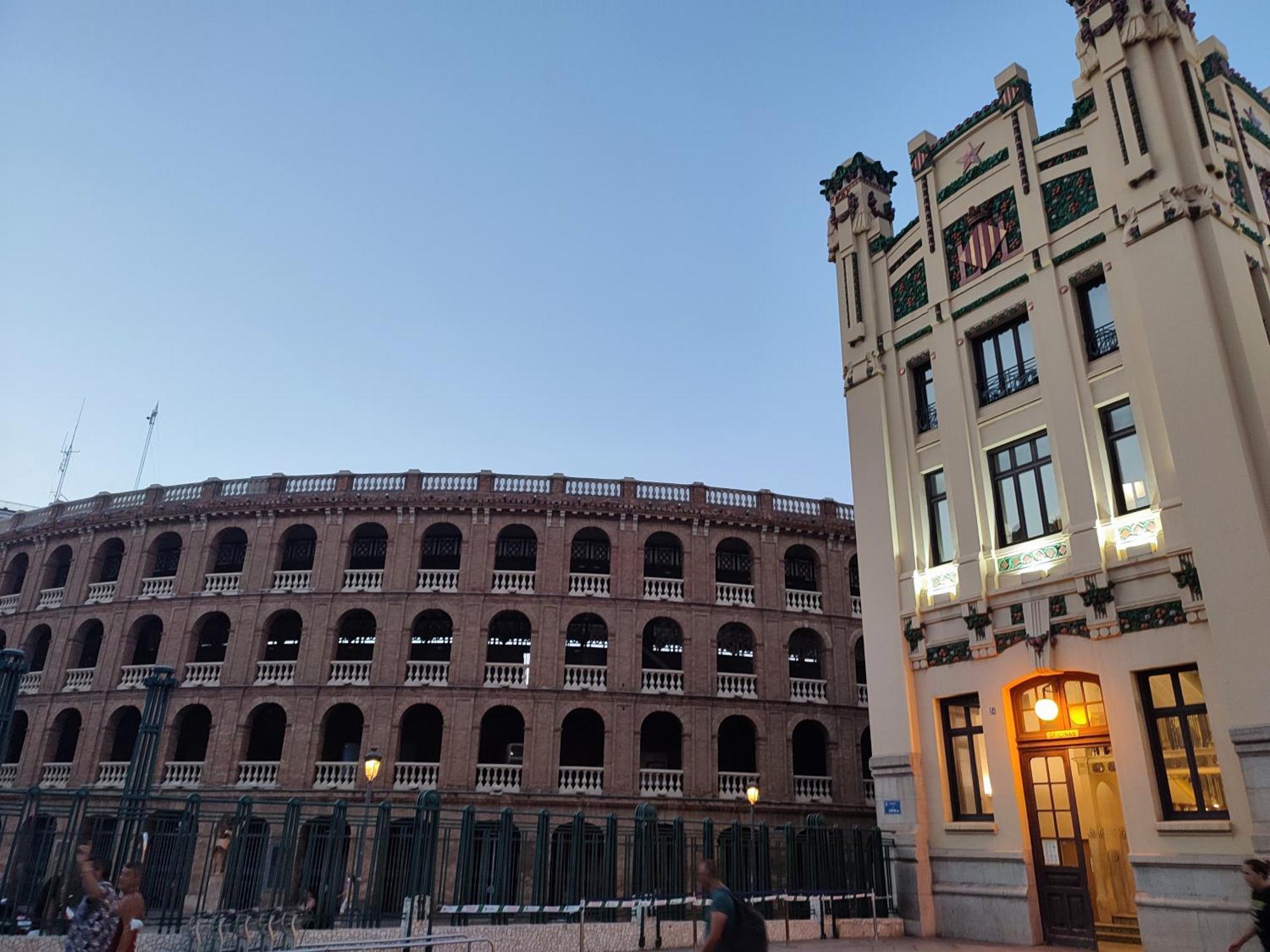 Central Rooms Valencia Downtown - Bruno Apartments Coliving Εξωτερικό φωτογραφία